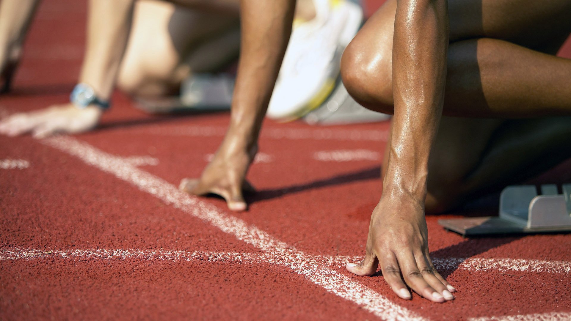 篮球运动员训练负荷智能监控与调整技术研究，篮球专项负荷设计与安排